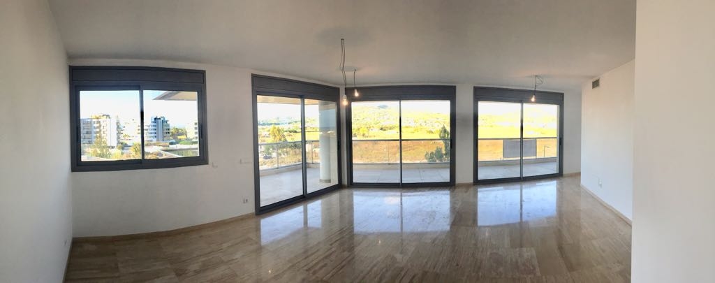 Piso en venta en Marina Botafoch (Ibiza), vistas a la playa de Talamanca