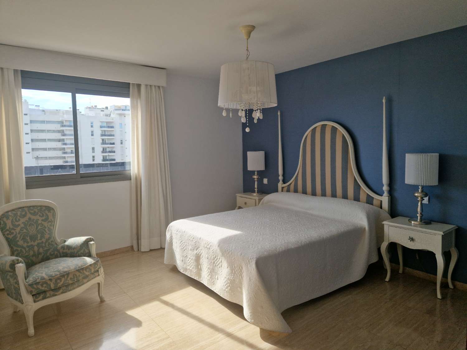 Luminoso apartamento con espectaculares vistas