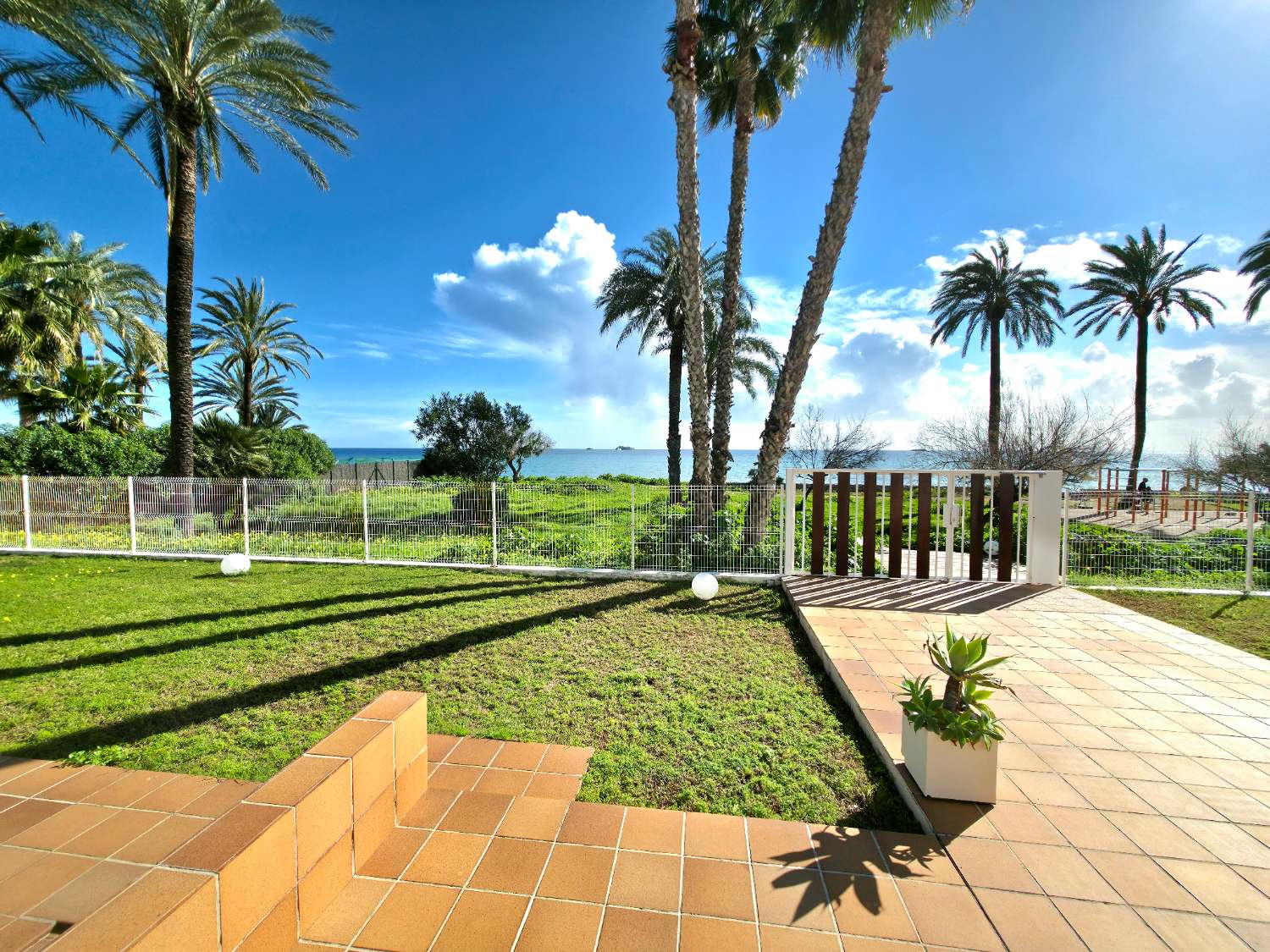 Apartamento en primera línea de Platja d'en Bossa