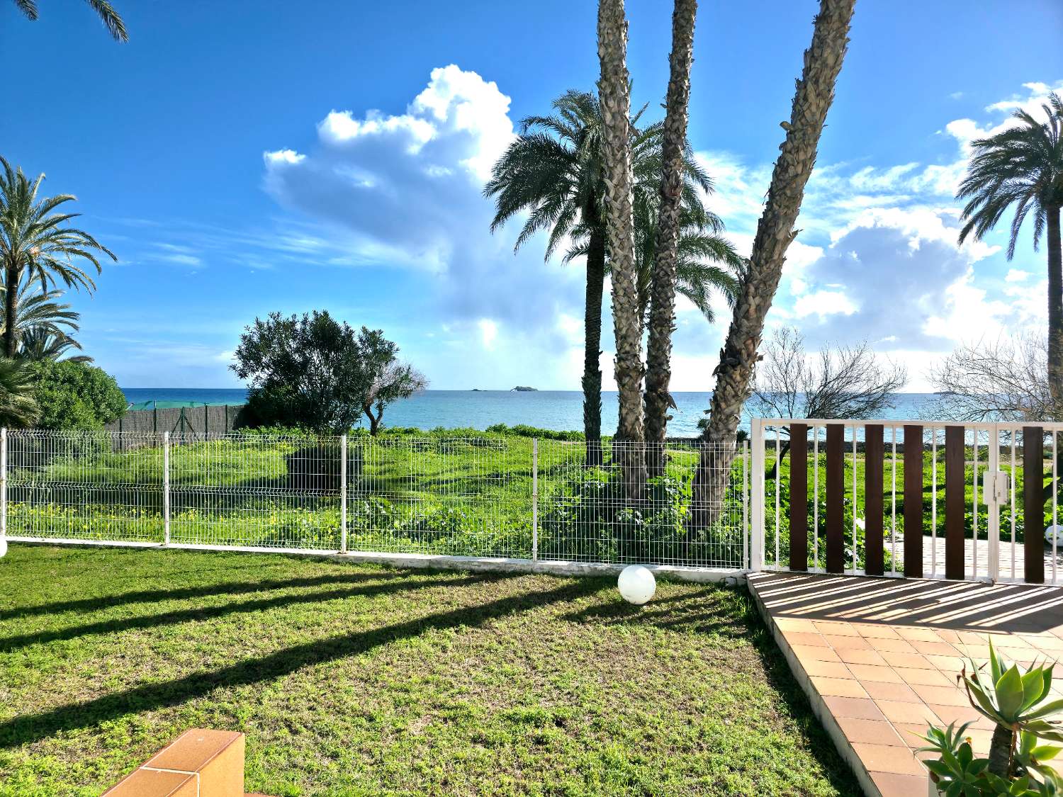 Apartamento en primera línea de Platja d'en Bossa