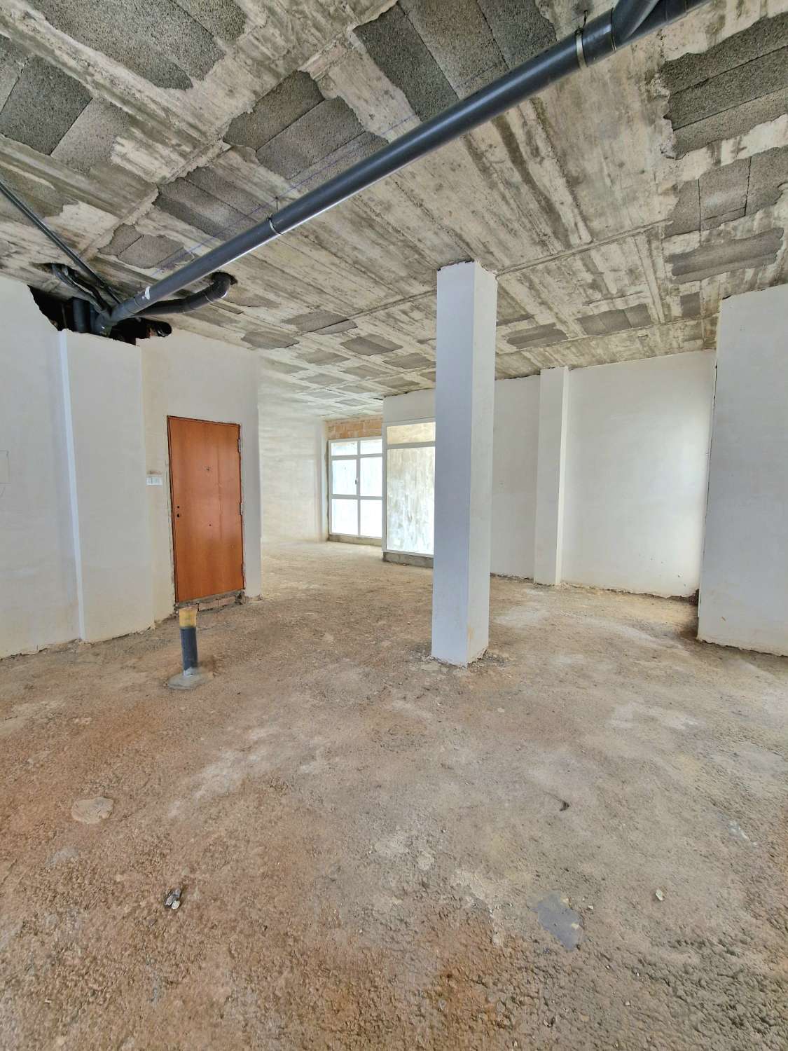 Ampio locale in una delle migliori zone di Ibiza