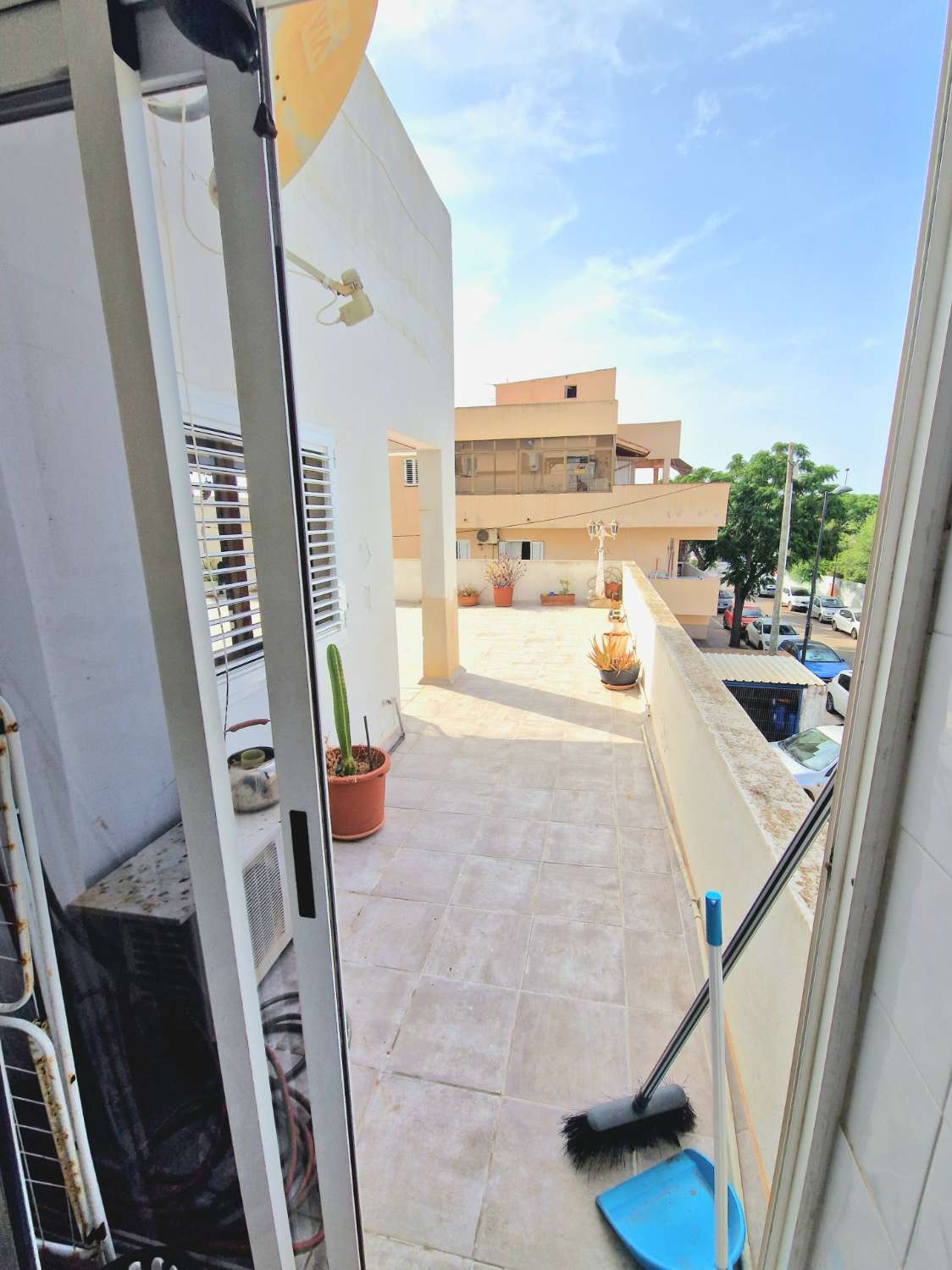 Apartamento luminoso con terraza increíble