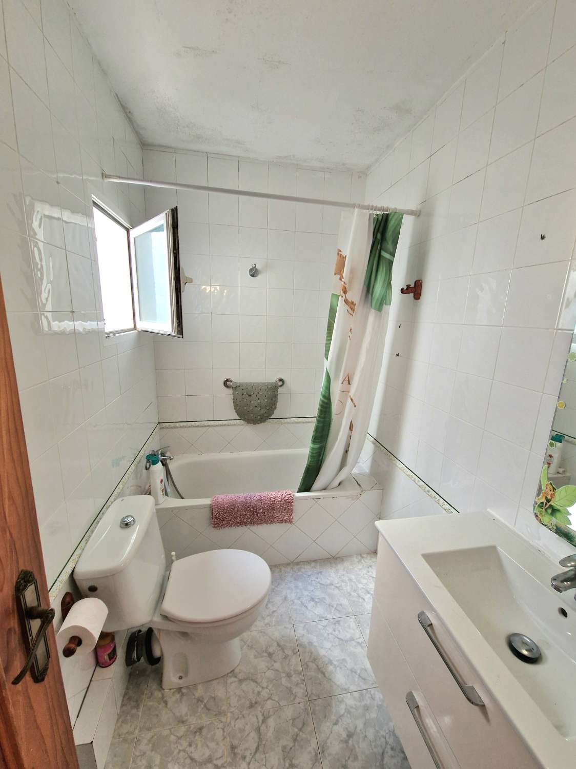 Apartamento luminoso con terraza increíble