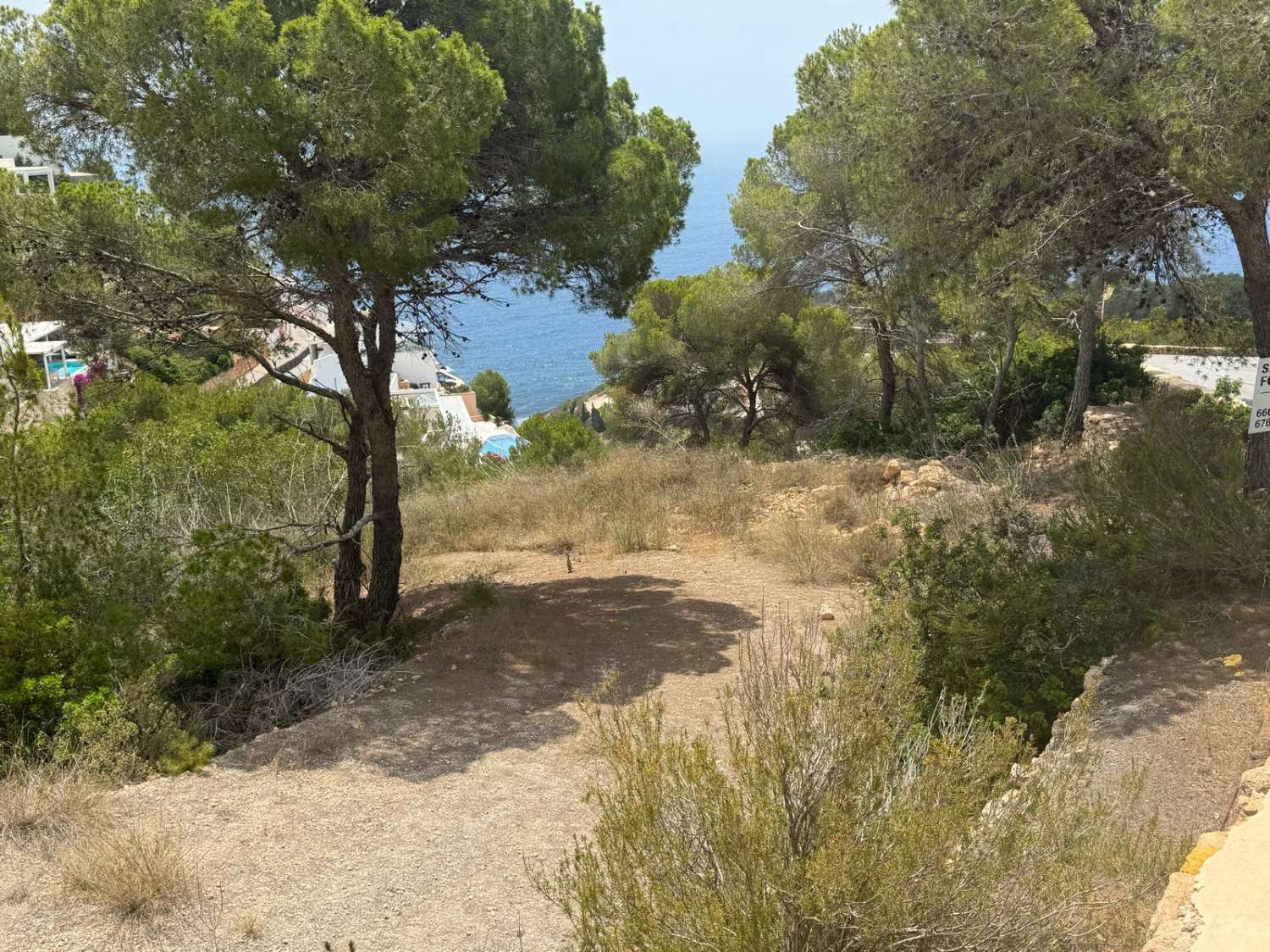 Grond met project en licentie in Roca Llisa