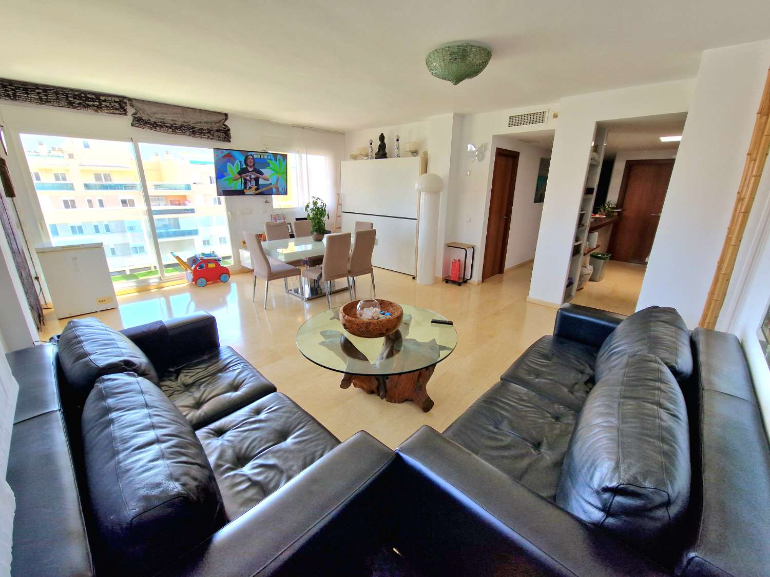 Penthouse mit großer Terrasse und Meerblick