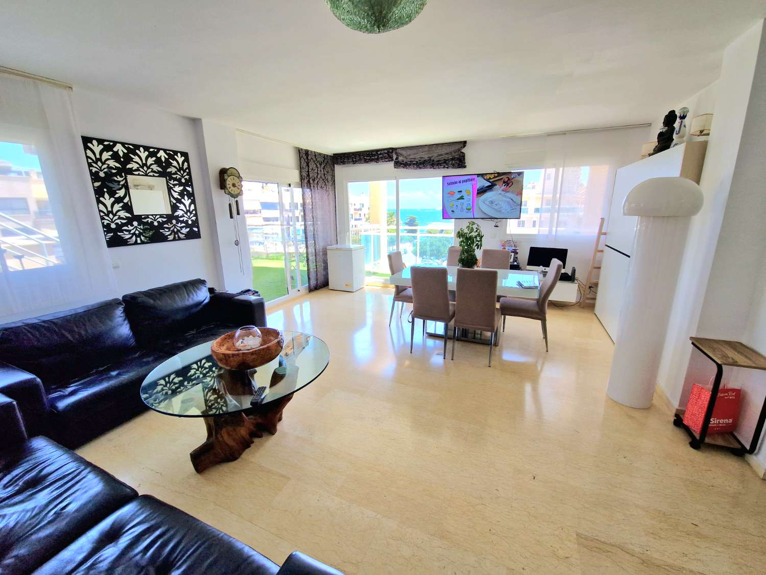 Penthouse mit großer Terrasse und Meerblick