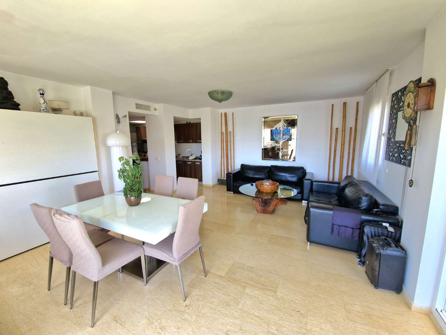 Penthouse mit großer Terrasse und Meerblick