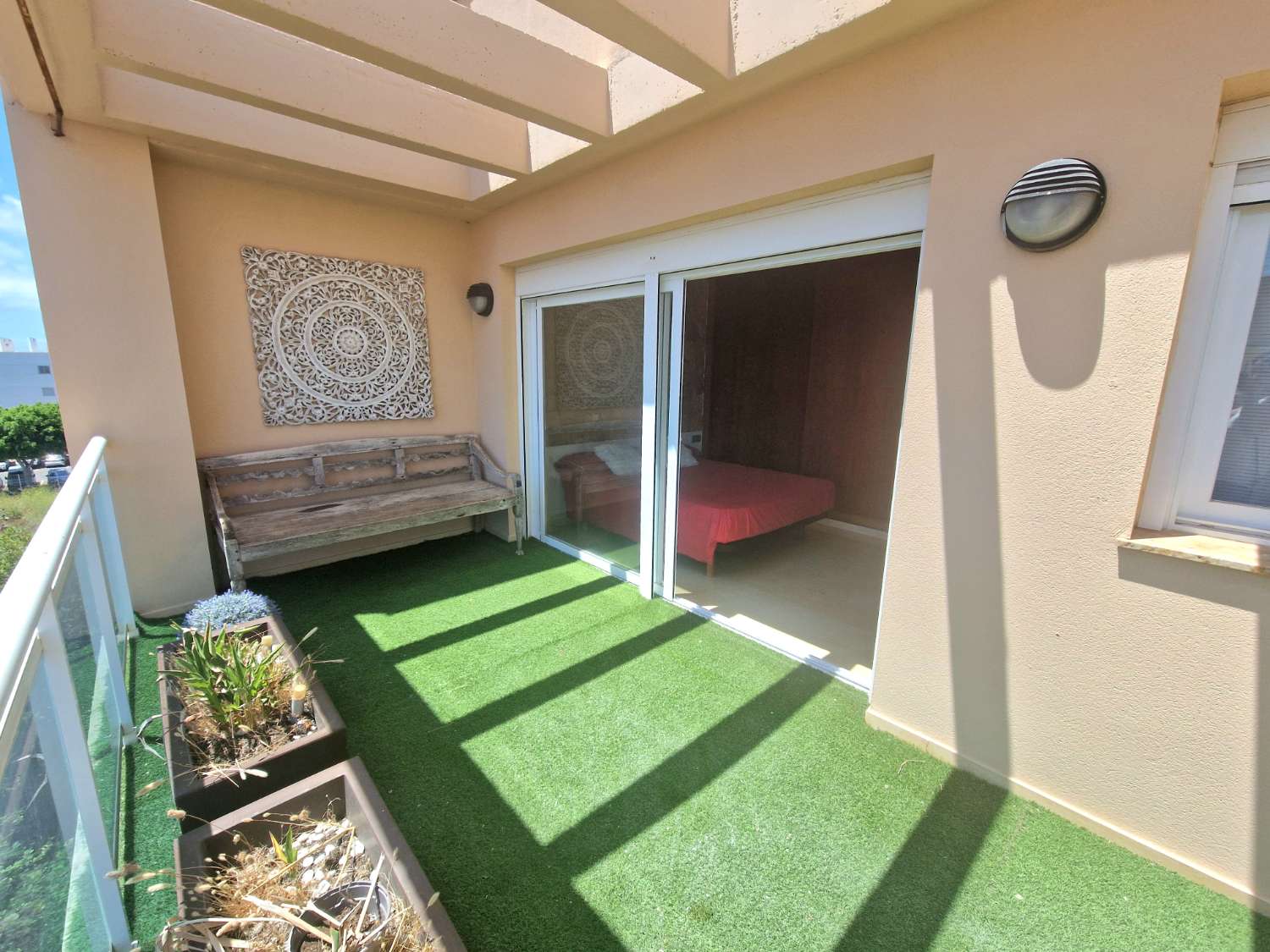 Penthouse mit großer Terrasse und Meerblick