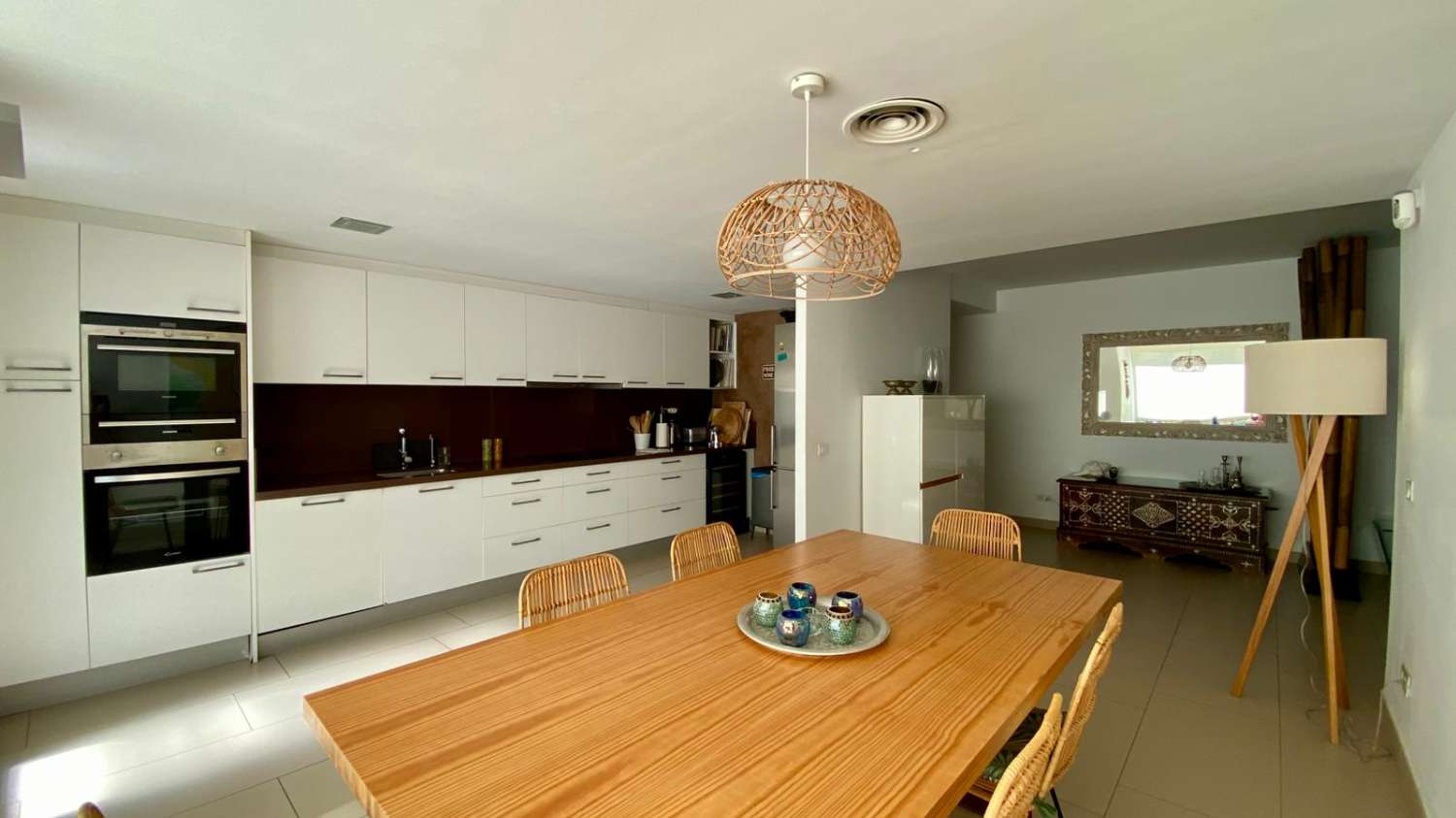 Rez-de-chaussée spectaculaire à Talamanca