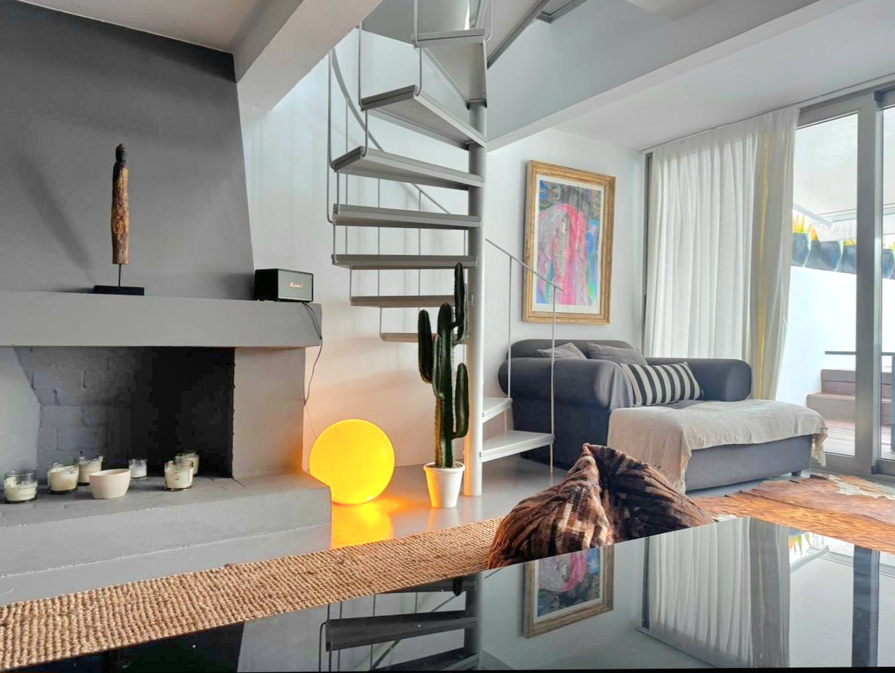 Duplex avec vue sur mer à Roca Llisa