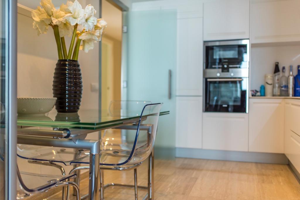 Exklusiv renovierte Wohnung mit großer Terrasse in Botafoc