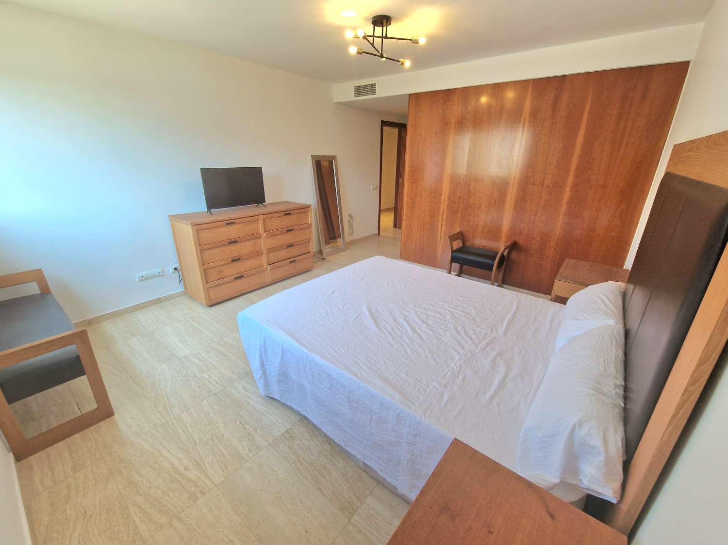 Apartamento de lujo en Marina Botafoc
