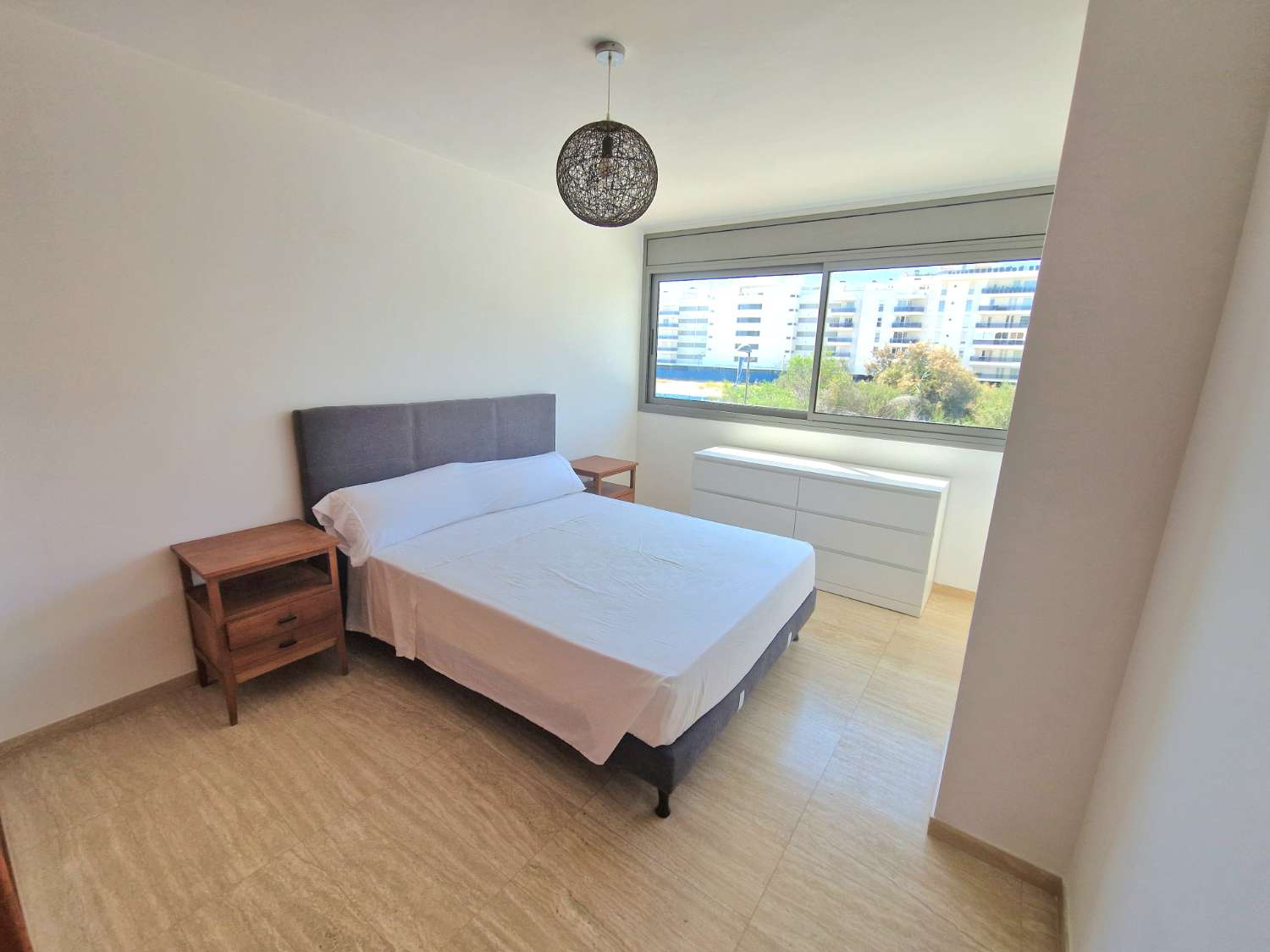 Apartamento de lujo en Marina Botafoc