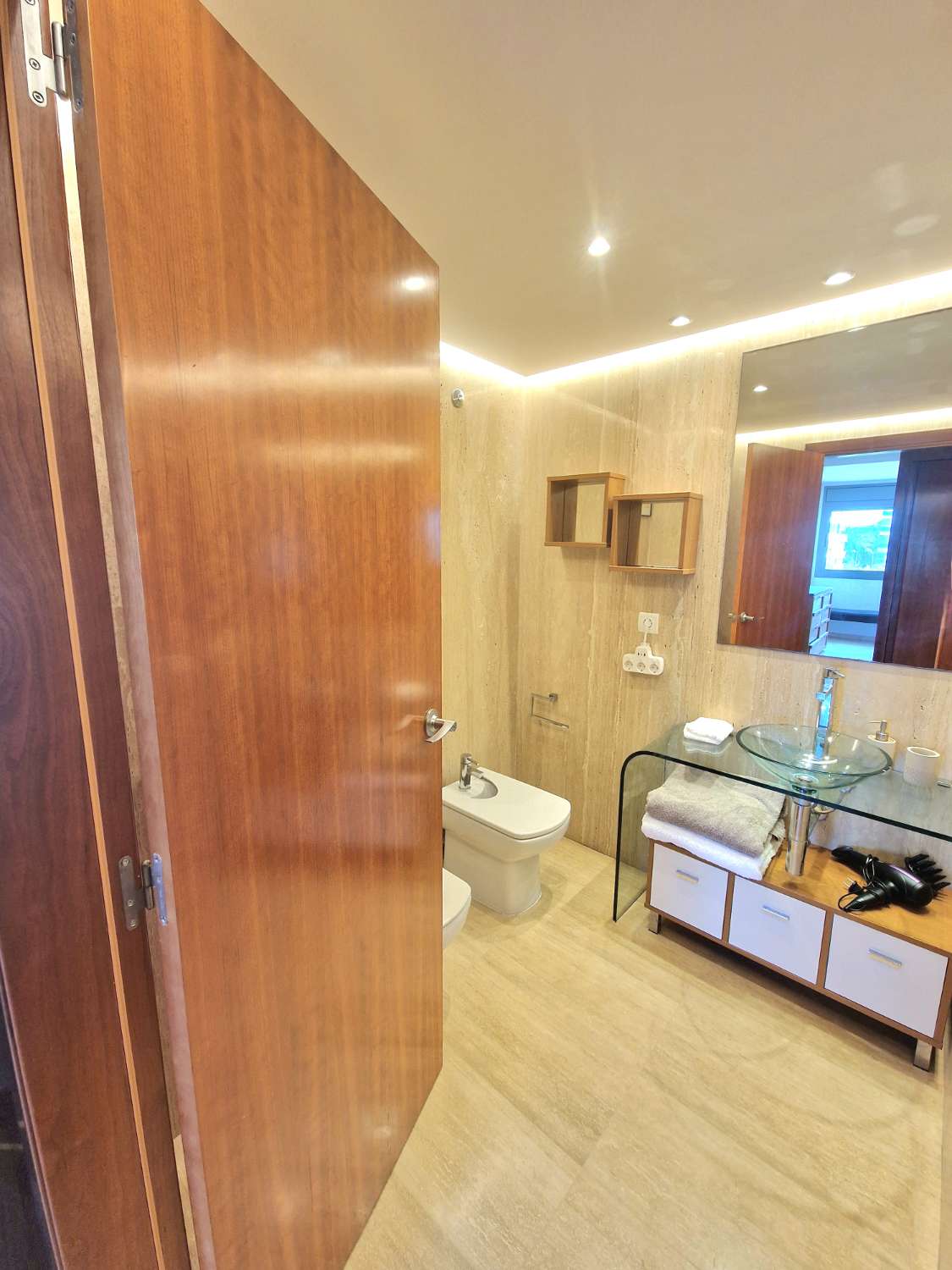 Apartamento de lujo en Marina Botafoc