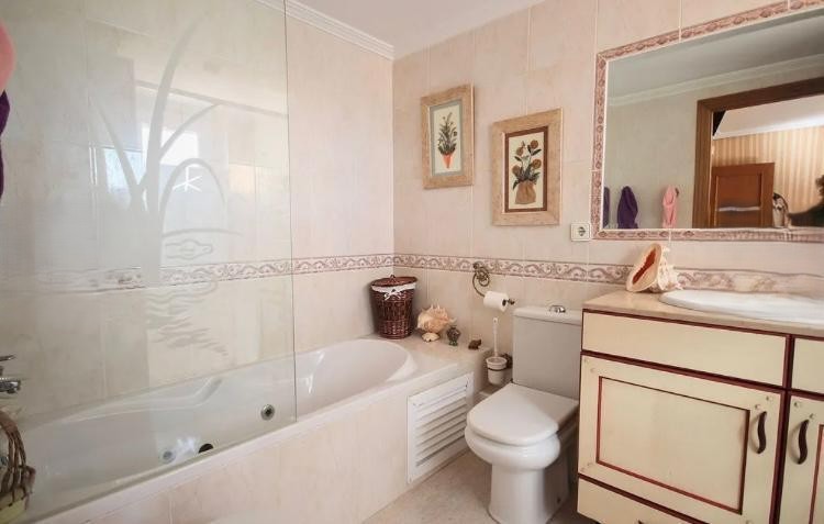 Alquiler de temporada-Chalet adosado en Can Misses