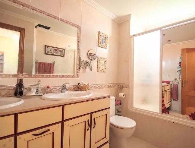 Alquiler de temporada-Chalet adosado en Can Misses