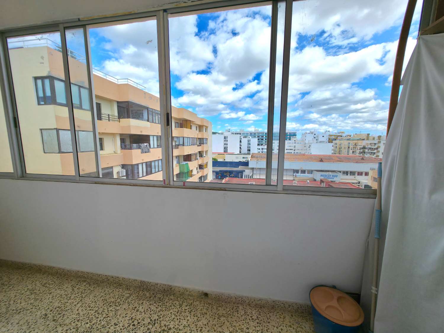 Ático con espectacular terraza