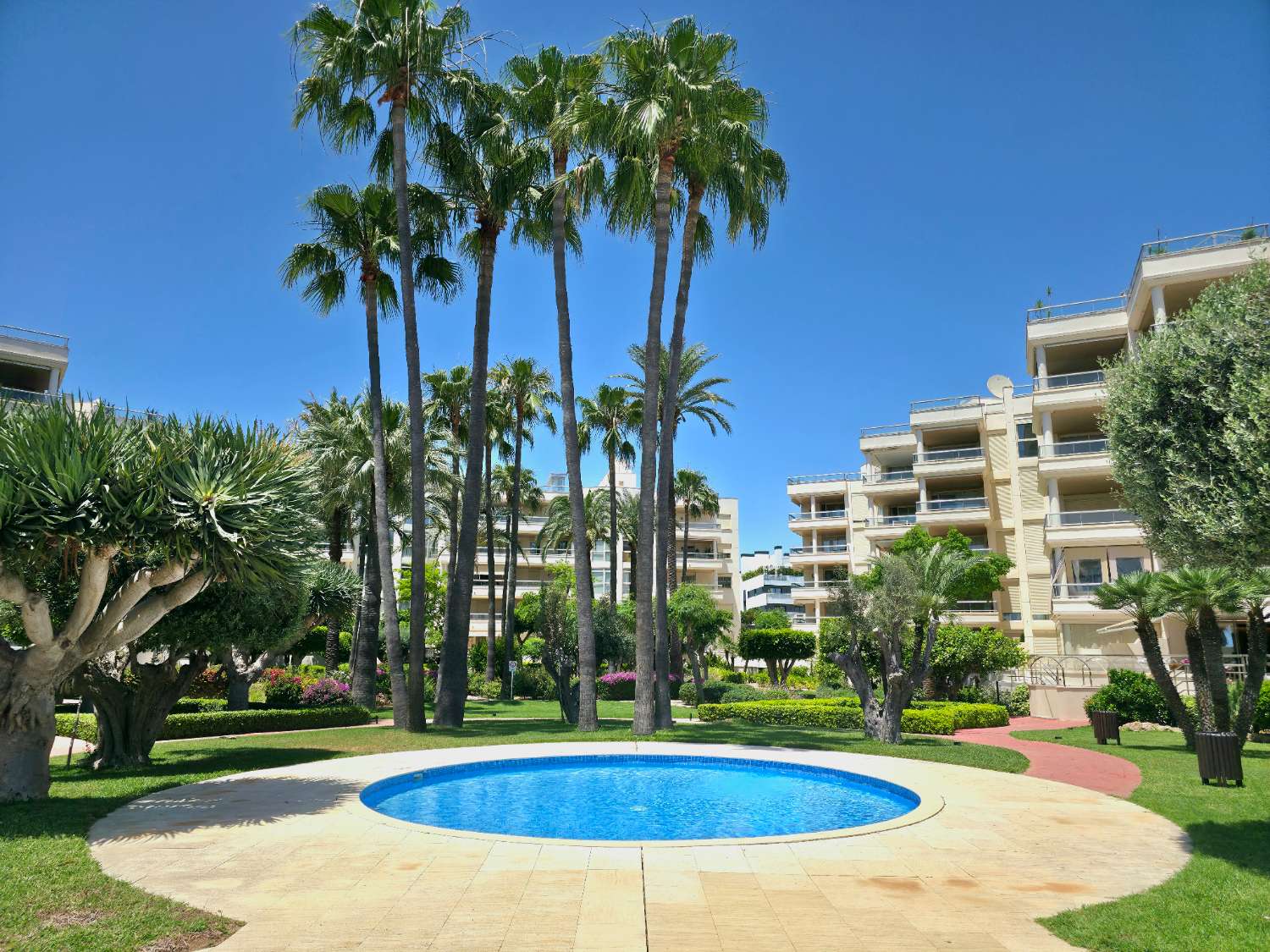 Apartamento en primera línea de mar