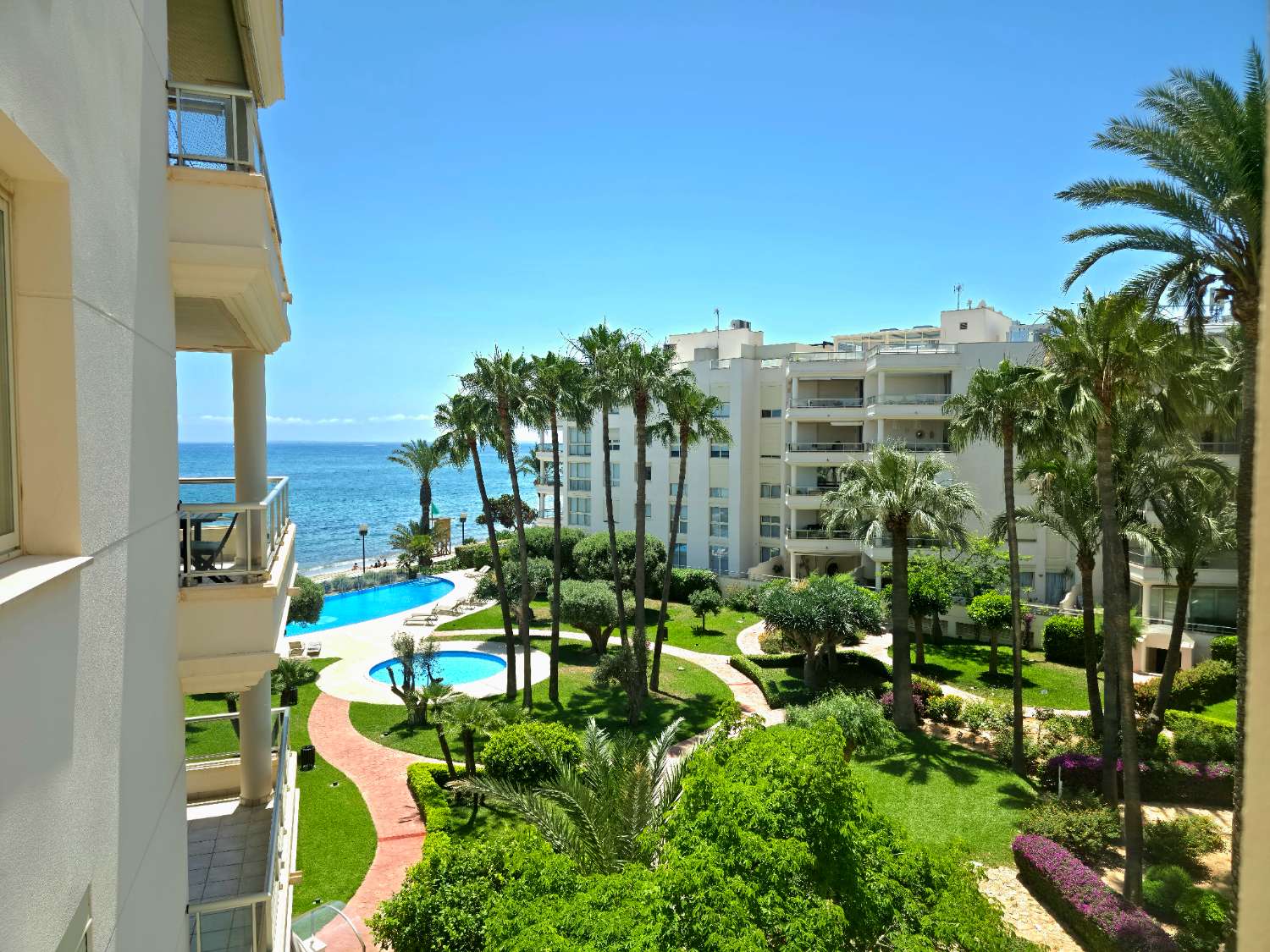 Apartamento en primera línea de mar