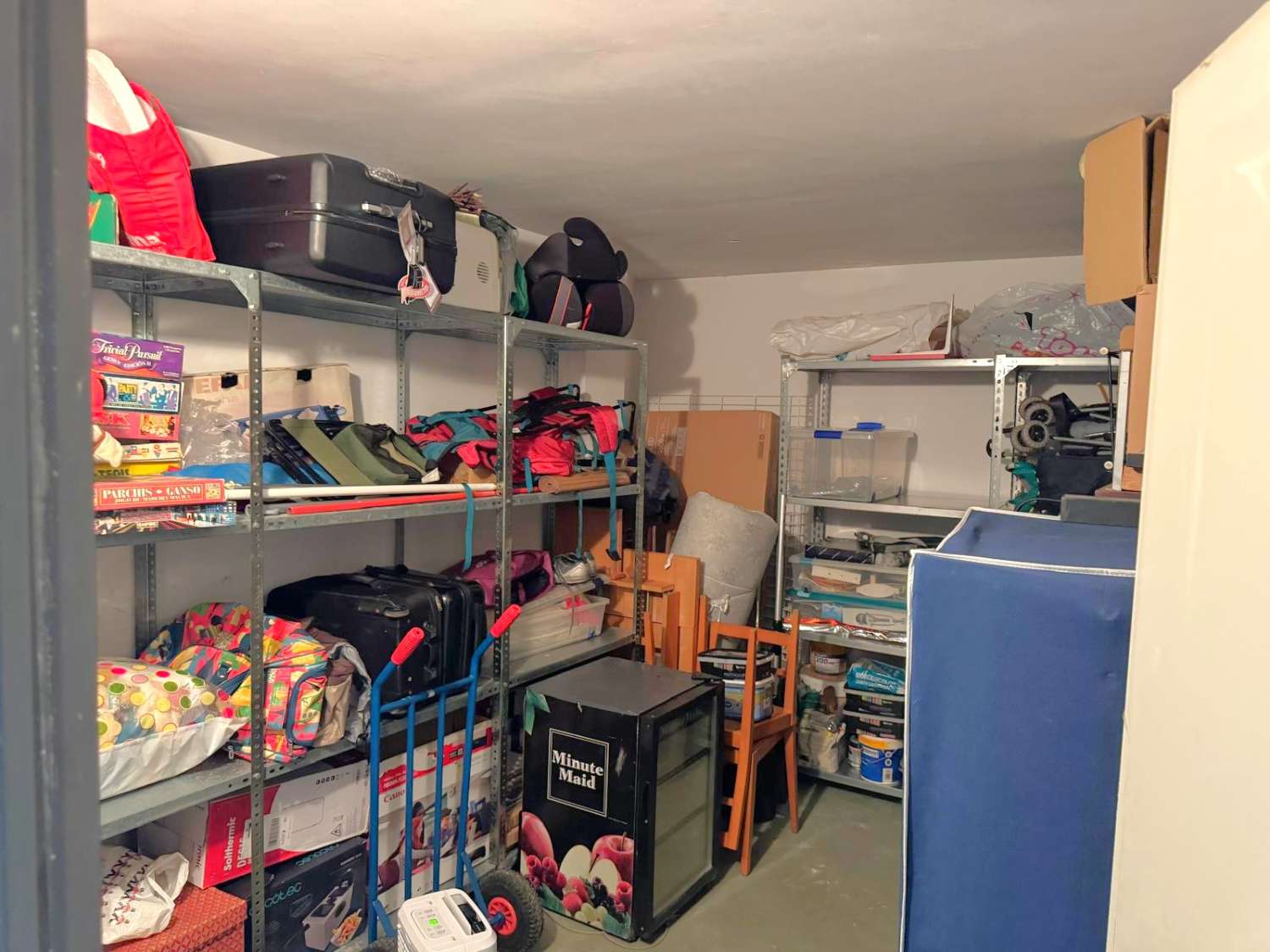 Ground floor apartment with spacious terraces and swimming pool in Can Misses