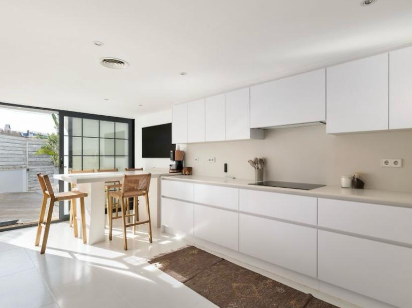 Exclusivo dúplex con piscina y rooftop en Illa Plana
