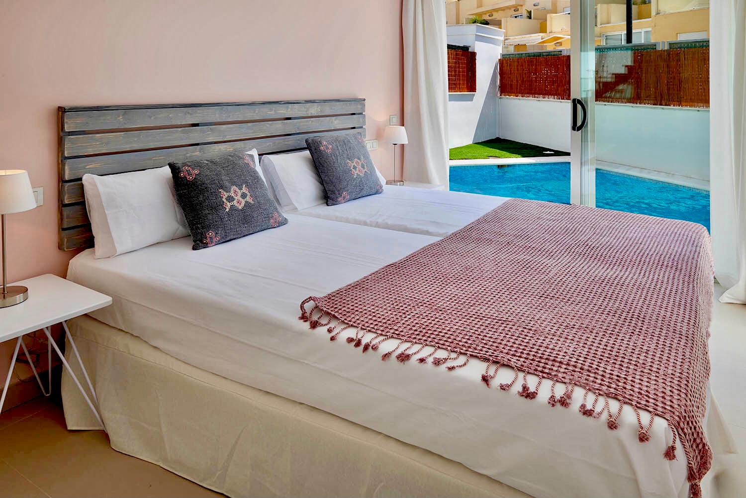 Exclusivo dúplex con piscina y rooftop en Illa Plana