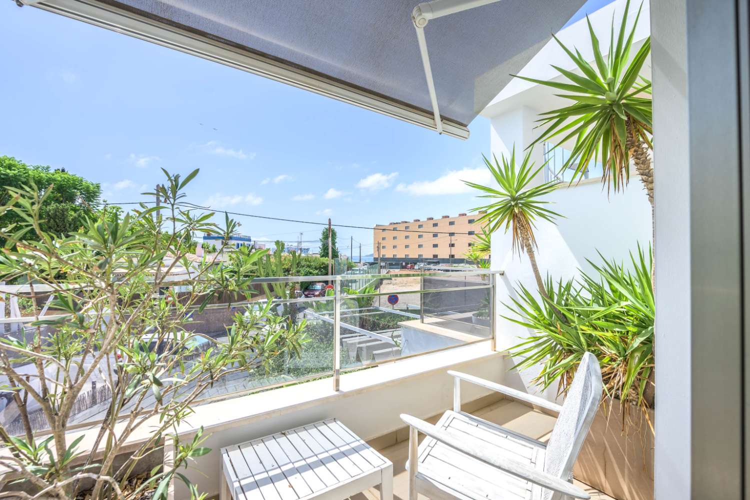 Exclusief duplexappartement met zwembad en dakterras in Illa Plana.