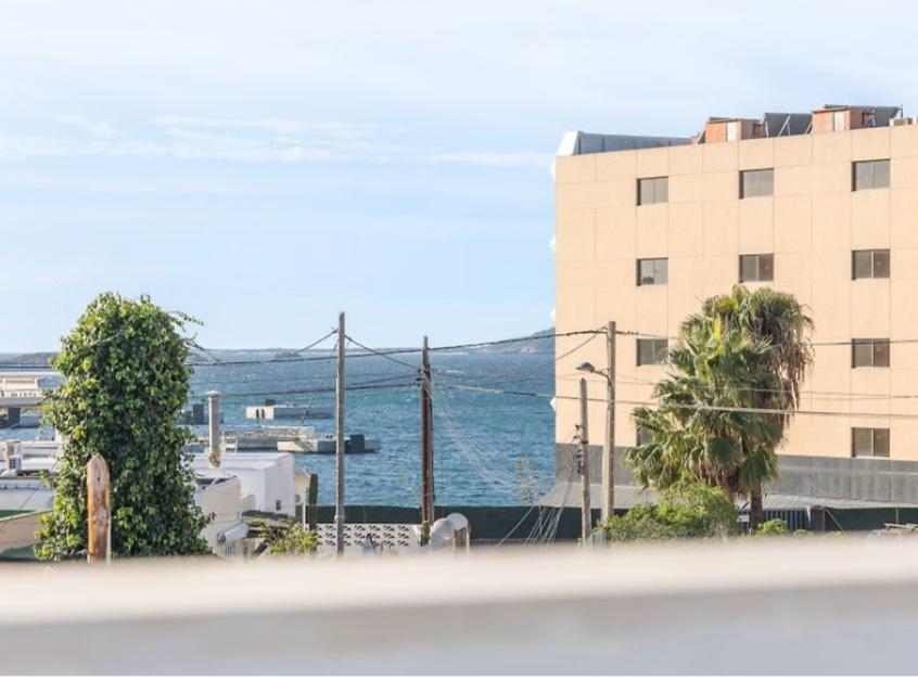 Exclusivo dúplex con piscina y rooftop en Illa Plana