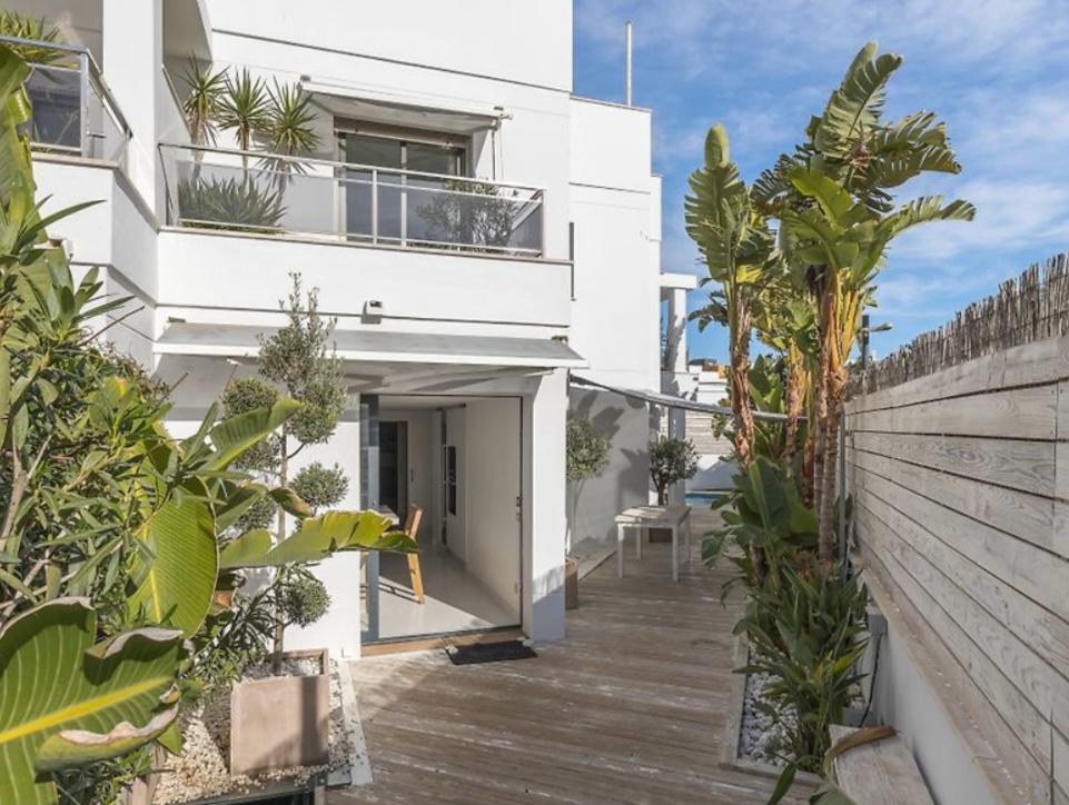 Exclusivo dúplex con piscina y rooftop en Illa Plana