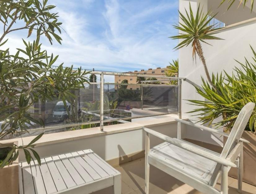 Exclusivo dúplex con piscina y rooftop en Illa Plana
