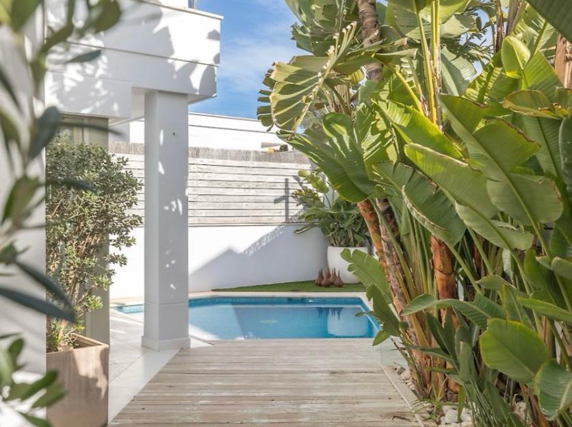Exclusivo dúplex con piscina y rooftop en Illa Plana
