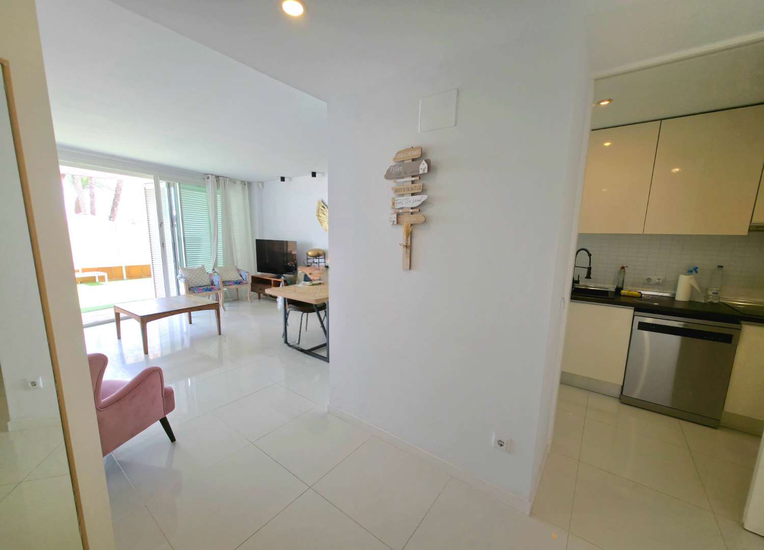 Beachfront rental in Platja d'en Bossa