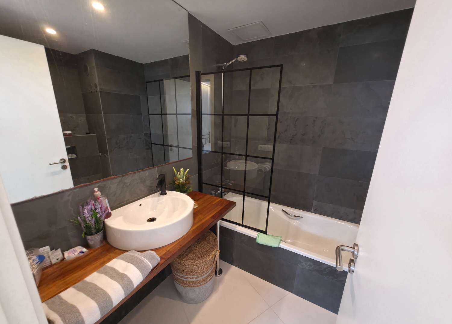 Beachfront rental in Platja d'en Bossa