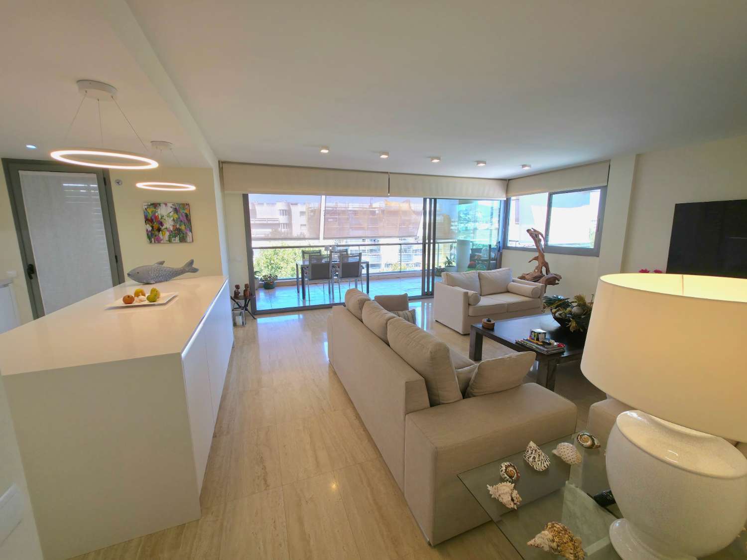 Apartamento espacioso en Botafoc