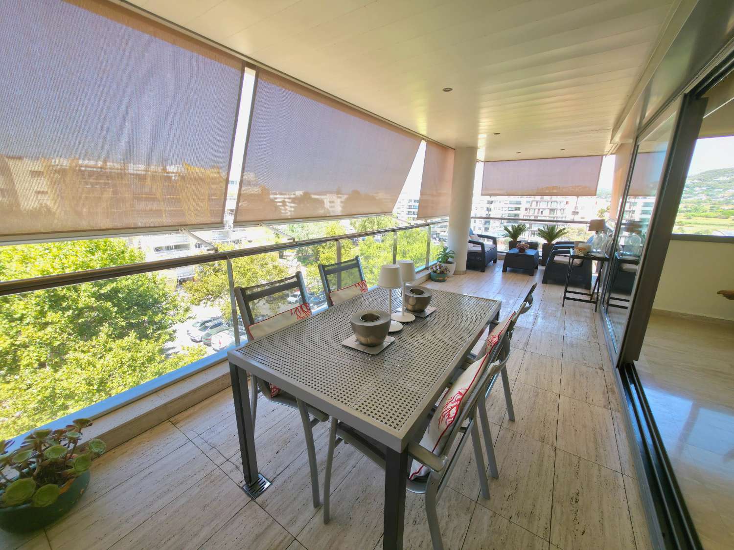 Apartamento espacioso en Botafoc