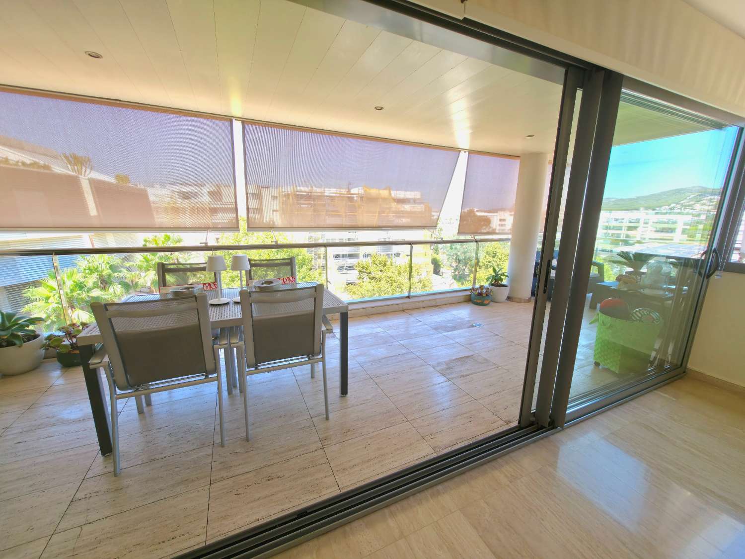 Apartamento espacioso en Botafoc