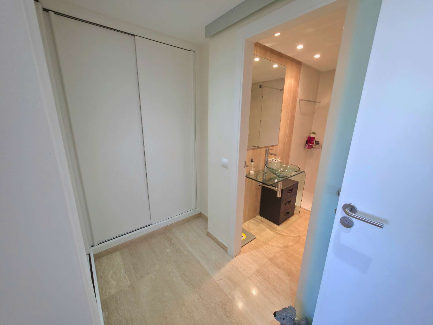 Apartamento espacioso en Botafoc