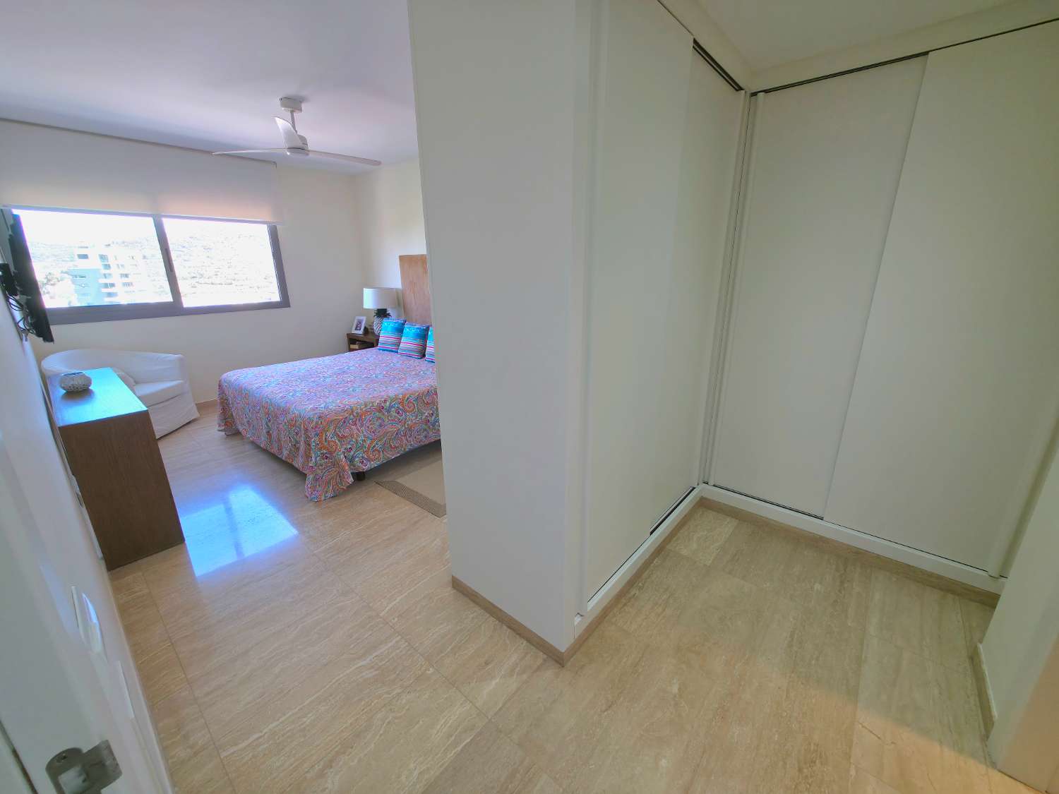 Apartamento espacioso en Botafoc